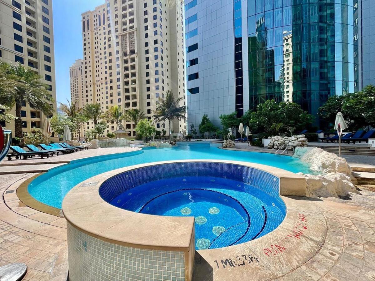 Ar Holiday Home Jbr Dubaï Extérieur photo